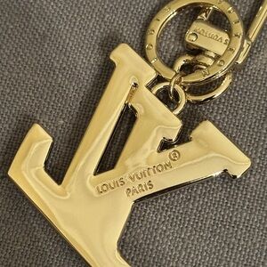 Louis Vuitton Gold Monogram Key Holder
